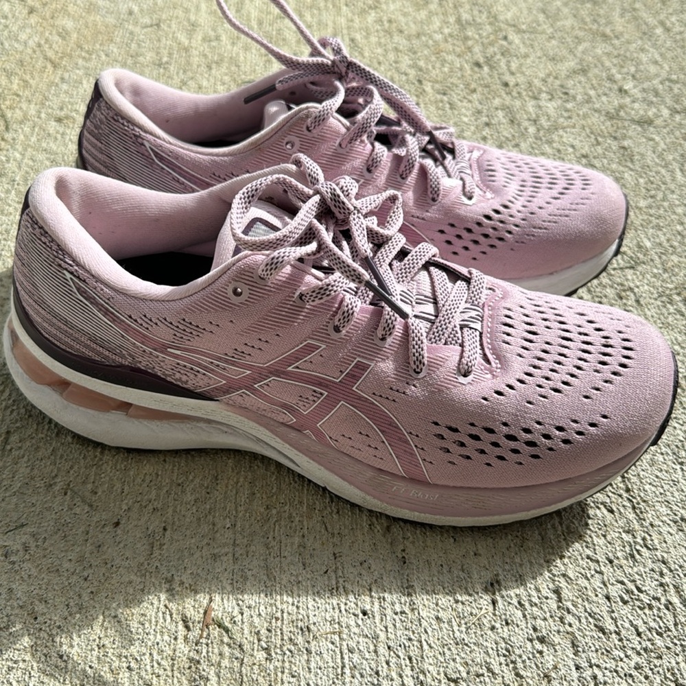 ASICS Women's, Gel-Kayano 28 Running Shoe WIDE WIDTH
